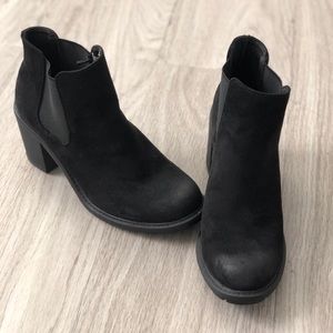 Merona black suede booties - SIZE 6